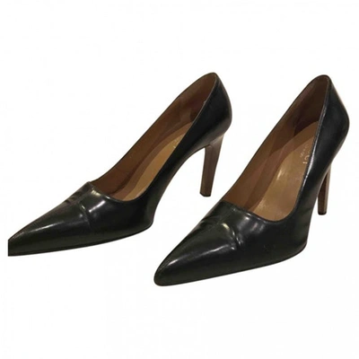 Pre-owned Gucci Leather Heels In Black