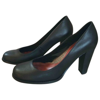 Pre-owned Mellow Yellow Leather Pumps In Black