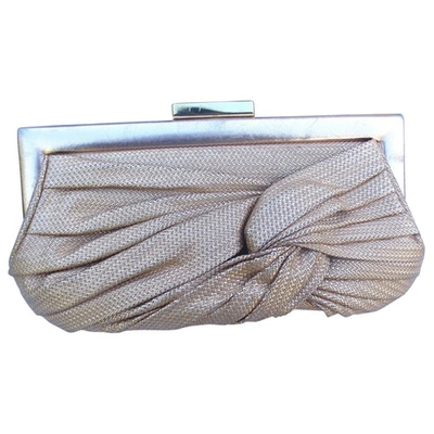 Pre-owned Anya Hindmarch Clutch In Gold