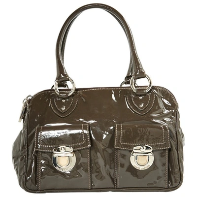 Pre-owned Marc Jacobs Patent Leather Handbag In Brown