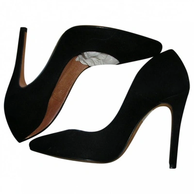 Pre-owned Iro Leather Pumps In Black
