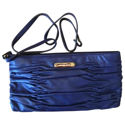 Pre-owned Michael Kors Leather Clutch Bag In Blue