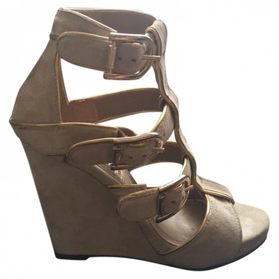 Pre-owned Pinko Beige Suede Sandals