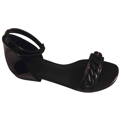 Pre-owned Sandro Leather Sandals In Black