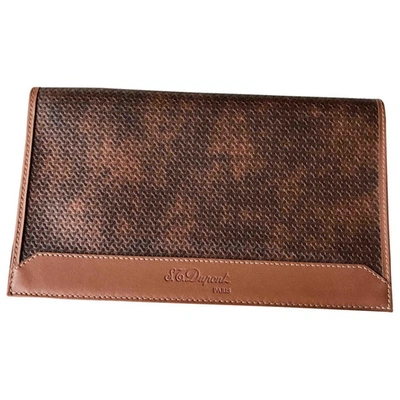 Pre-owned St Dupont Leather Clutch In Brown