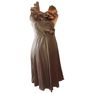 Pre-owned Halston Heritage Silk Mid-length Dress In Beige