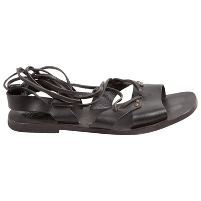 Pre-owned Tomas Maier Leather Sandals In Black