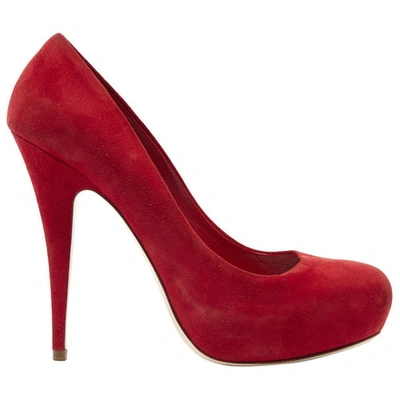 Pre-owned Miu Miu Heels In Red