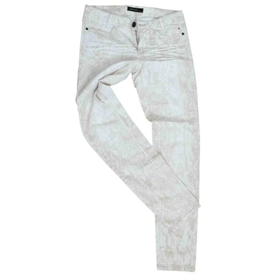 Pre-owned Marc Cain Trousers In White