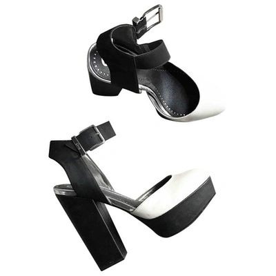 Pre-owned Sam Edelman Leather Sandals In Black