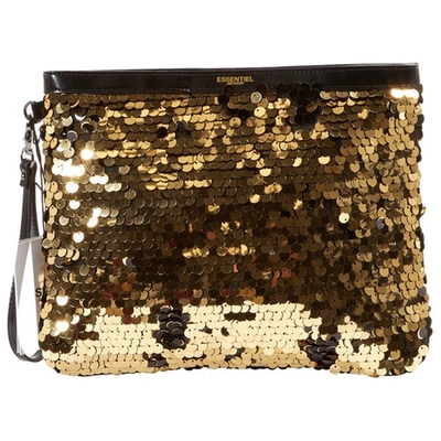 Pre-owned Essentiel Antwerp Leather Clutch Bag In Gold
