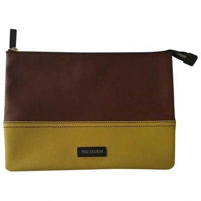 Pre-owned Trussardi Clutch Bag In Brown