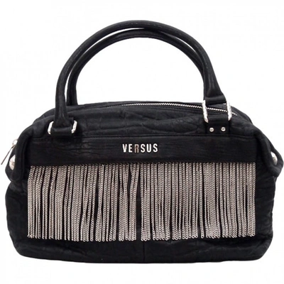 Pre-owned Versus Leather Handbag In Black