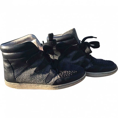 Pre-owned Sandro Leather Trainers In Black