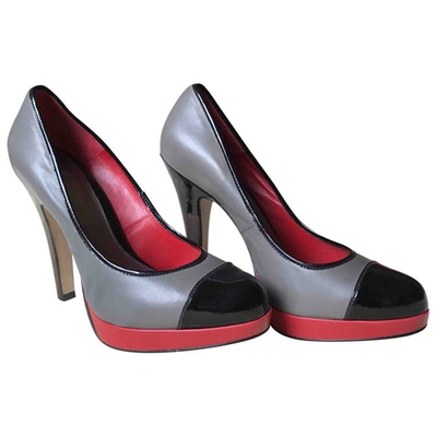 Pre-owned Kurt Geiger Leather Heels In Grey