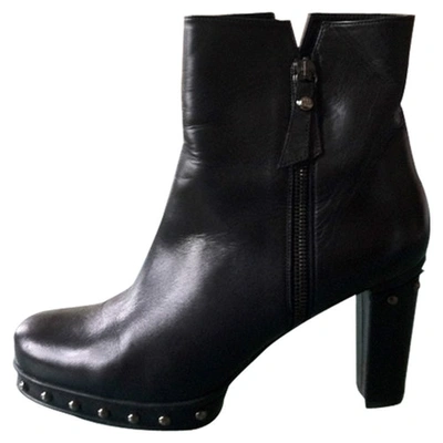 Pre-owned Stuart Weitzman Black Leather Ankle Boots