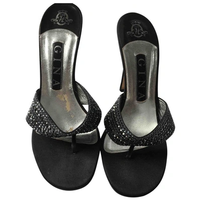Pre-owned Gina Leather Mules In Black