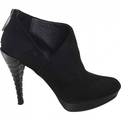 Pre-owned Calvin Klein Ankle Boots In Black