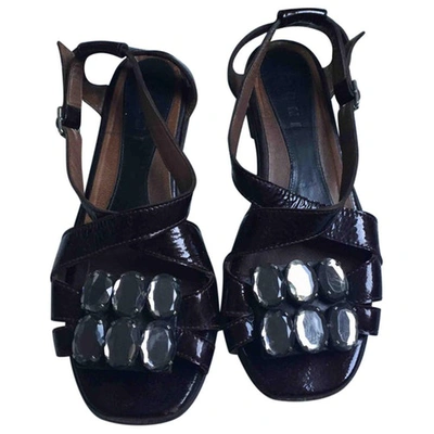 Pre-owned Miu Miu Patent Leather Sandals In Burgundy
