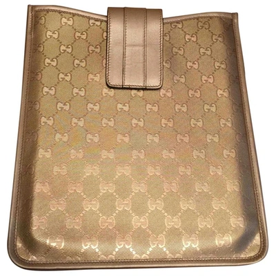Pre-owned Gucci Leather Purse In Gold
