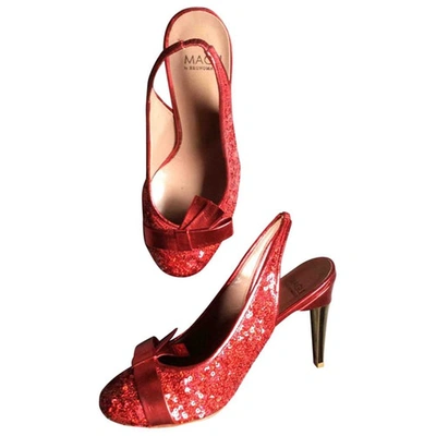 Pre-owned Bruno Magli Glitter Sandals In Red