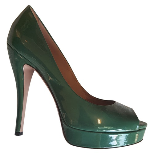 gucci heels green