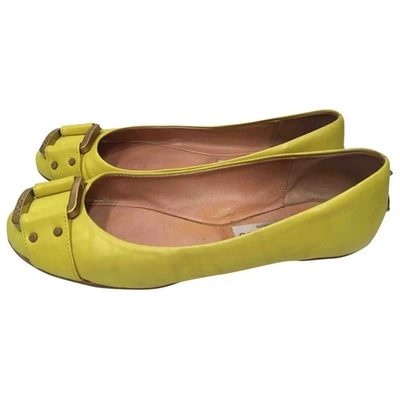 Pre-owned Jimmy Choo Leather Ballet Flats In Yellow