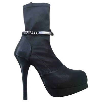 Pre-owned Thomas Wylde Leather Ankle Boots In Black