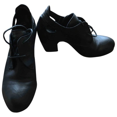 Pre-owned Elena Iachi Leather Heels In Black