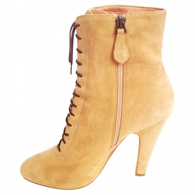 Pre-owned Alaïa Lace Up Boots In Beige