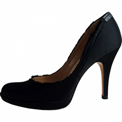 Pre-owned Pedro Garcia Cloth Heels In Black