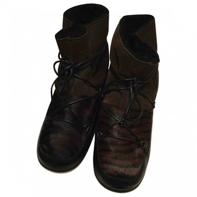 Pre-owned Anniel Pony-style Calfskin Ankle Boots In Brown