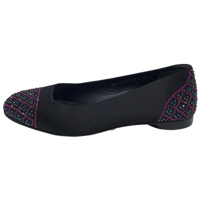 Pre-owned Gina Cloth Ballet Flats In Black