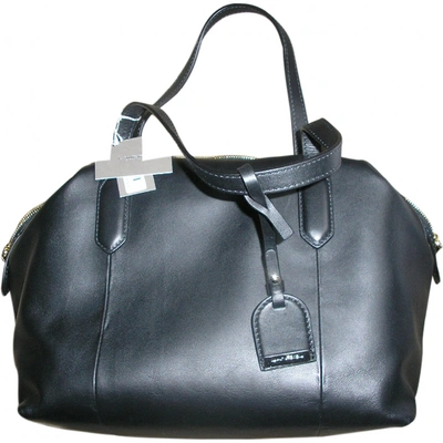 Pre-owned Lancel Leather Handbag In Black