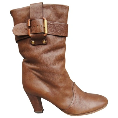 Pre-owned Chloé Leather Buckled Boots In Brown