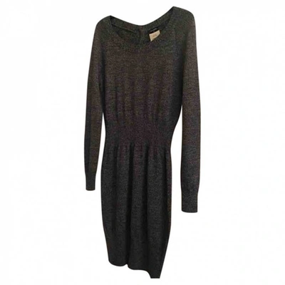 Pre-owned Chanel Wool Dress In Grey