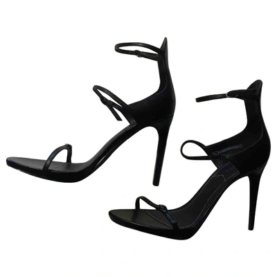 Pre-owned Kendall + Kylie Leather Heels In Black