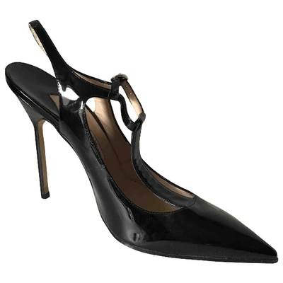 Pre-owned Manolo Blahnik Patent Leather Heels In Black