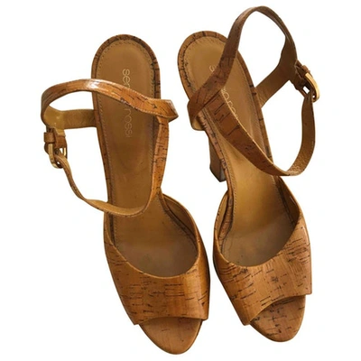 Pre-owned Sergio Rossi Leather Sandals In Yellow