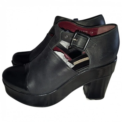 Pre-owned Opening Ceremony Patent Leather Heels In Black