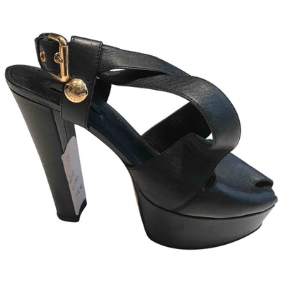 Pre-owned Louis Vuitton Leather Sandals In Black