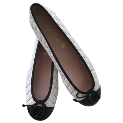 Pre-owned Pretty Ballerinas White Leather Ballet Flats