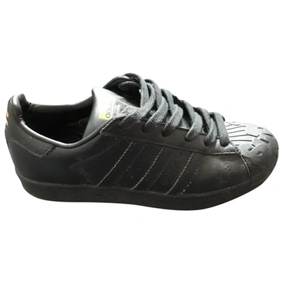 Pre-owned Adidas X Pharrell Williams Leather Trainers In Black