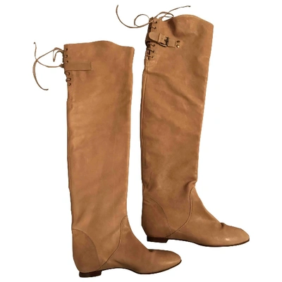 Pre-owned Chloé Leather Riding Boots In Beige