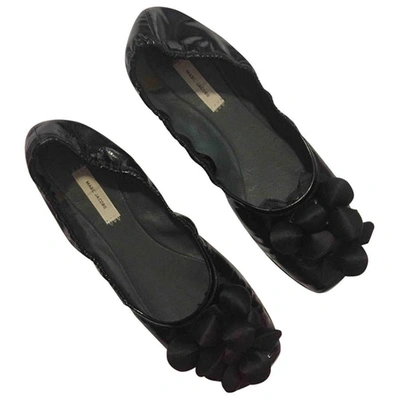 Pre-owned Marc Jacobs Patent Leather Ballet Flats In Black