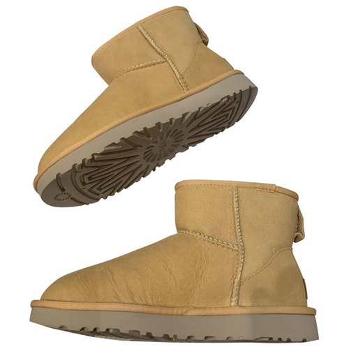yellow uggs mens
