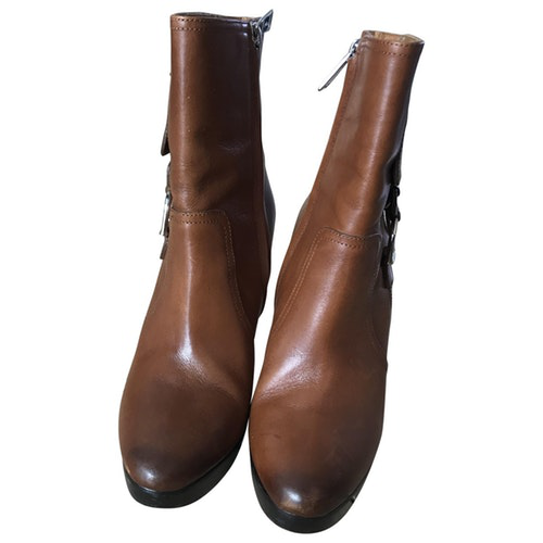 camel boots leather