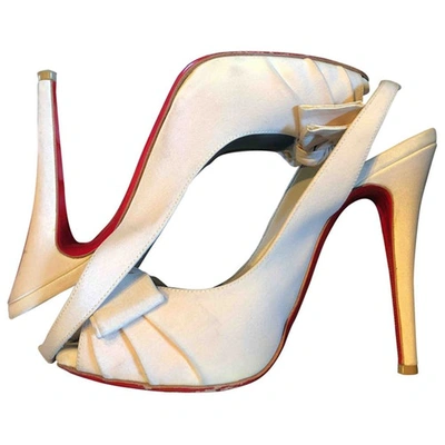 Pre-owned Christian Louboutin Cloth Heels In White