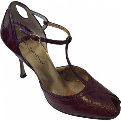 Pre-owned Dolce & Gabbana Patent Leather Sandals In Burgundy
