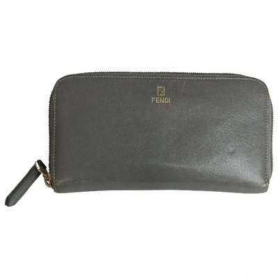 Pre-owned Fendi Leather Wallet In Grey